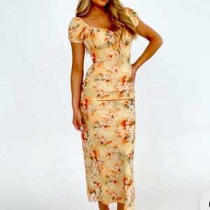 Bailey Rose Boutique dress 
Never worn 
Size Medium